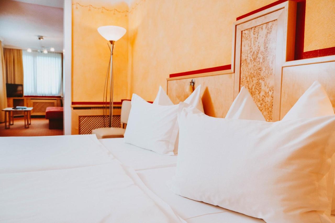 Hotel Bruecklwirt Niklasdorf Eksteriør billede