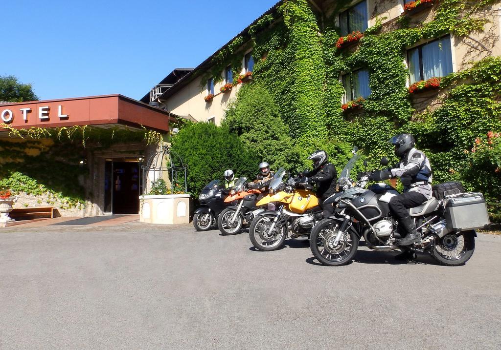Hotel Bruecklwirt Niklasdorf Eksteriør billede
